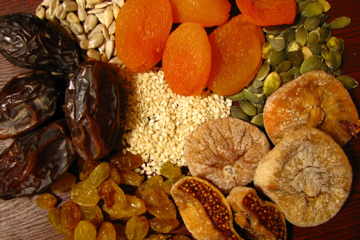 164320864-frutas-secas-1200x800